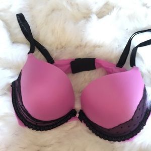 Victoria’s Secret push-up bra